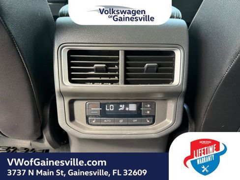 Certified 2024 Volkswagen Atlas SEL Premium R-Line AWD/4WD image 13