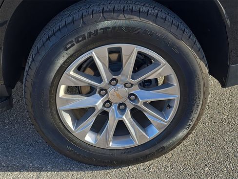 Used 2024 Chevrolet Tahoe Premier image 34