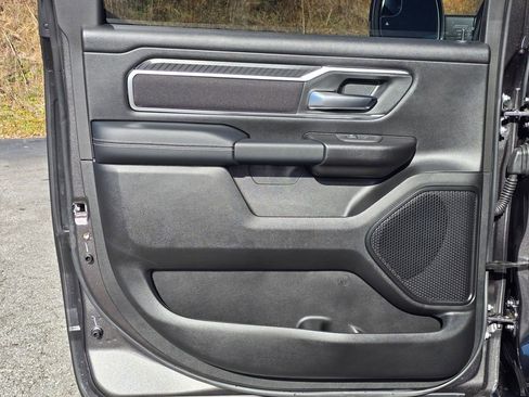 New 2026 RAM 1500 4x4 Crew Cab image 37