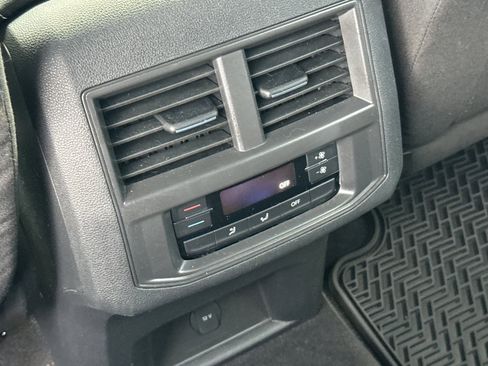 Used 2021 Volkswagen Atlas S image 13