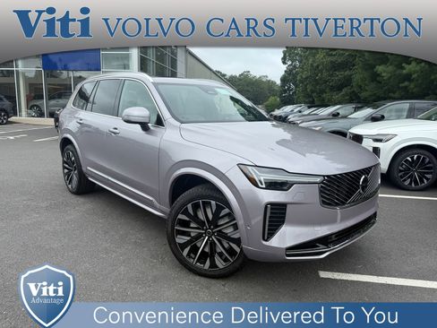 New 2026 Volvo XC90 B5 Plus image 1