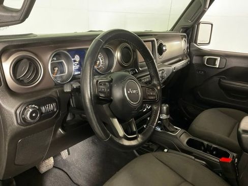 Used 2019 Jeep Wrangler Unlimited Sport S image 17