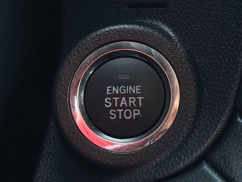 Certified 2025 Subaru Outback Premium image 17