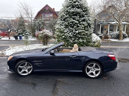 Used 2013 Mercedes-Benz SL 550 image 10