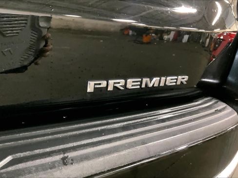 Used 2023 Chevrolet Suburban Premier w/ Max Trailering Package AWD/4WD image 10