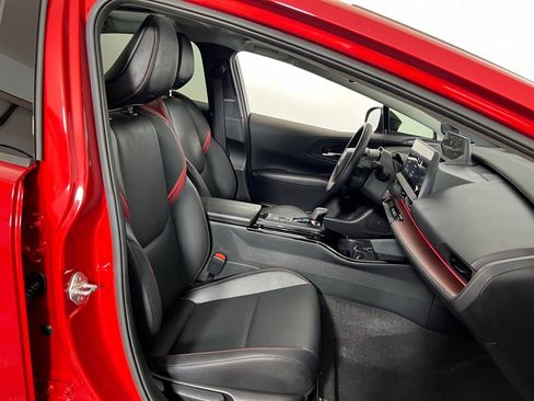 Used 2024 Toyota Prius Prime Premium image 36