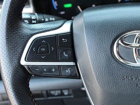 Used 2021 Toyota Sienna XSE AWD/4WD image 26