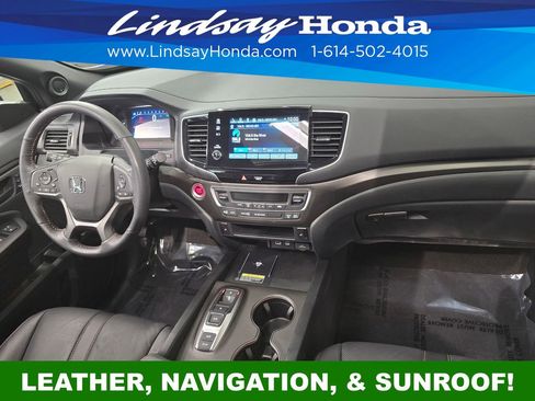Used 2024 Honda Passport TrailSport image 11