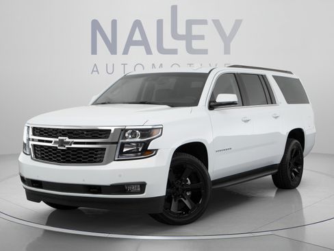 Used 2018 Chevrolet Suburban LT RWD image 9