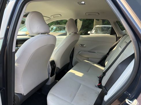 Used 2024 Hyundai Kona SEL w/ Convenience Package AWD/4WD image 6
