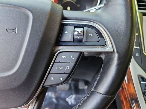 Used 2020 Lincoln Nautilus Reserve w/ Monochromatic Package AWD/4WD image 12
