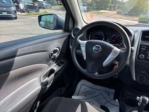 Used 2016 Nissan Versa SV FWD image 16