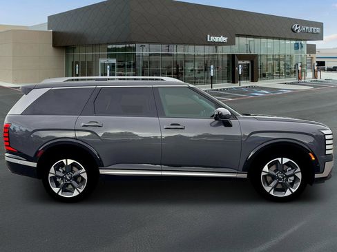 New 2026 Hyundai Palisade Limited FWD image 9