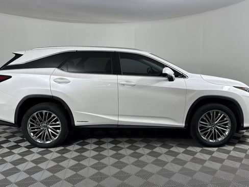 Used 2022 Lexus RX 450hL Luxury image 3