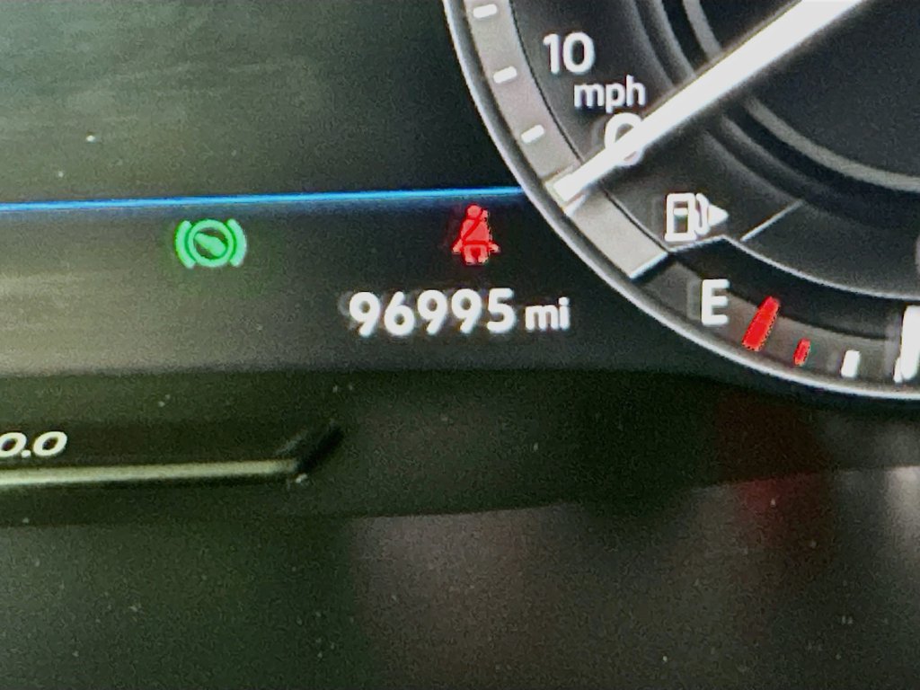 Used 2019 Volkswagen Tiguan SEL FWD image 14