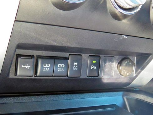 Used 2021 Toyota Tundra SR5 image 30