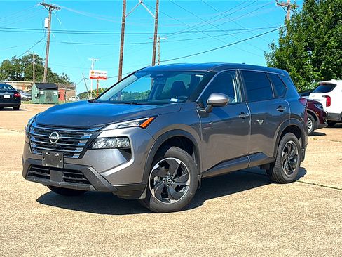 Used 2025 Nissan Rogue SV FWD image 2