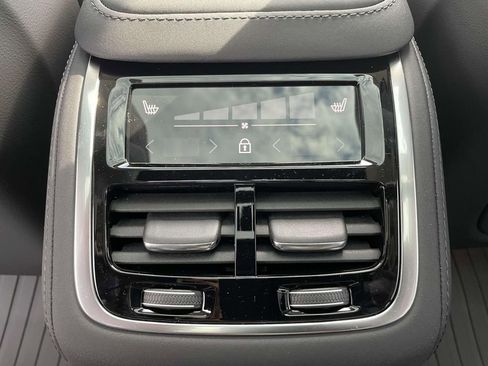 New 2026 Volvo XC90 T8 Plus image 5
