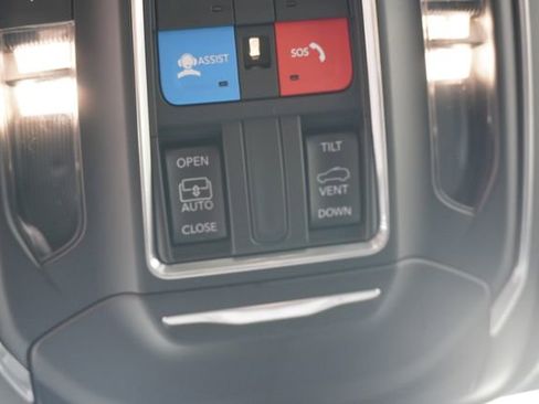 New 2026 Jeep Grand Cherokee L 4WD image 28