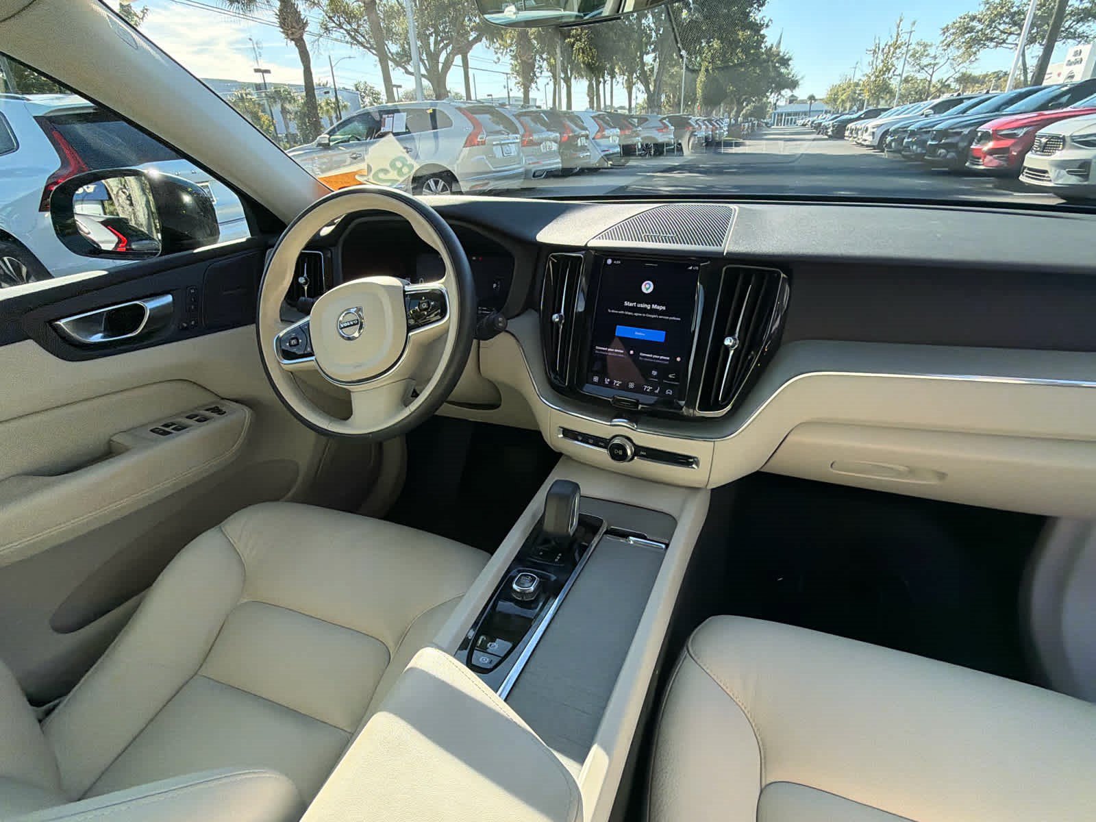 Used 2024 Volvo XC60 T8 Plus w/ Protection Package Premier AWD/4WD image 19