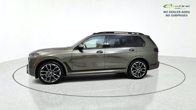 Used 2026 BMW X7 xDrive40i AWD/4WD image 4