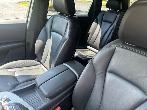 Used 2018 Audi Q7 2.0T Premium Plus w/ Premium Plus Package AWD/4WD image 16
