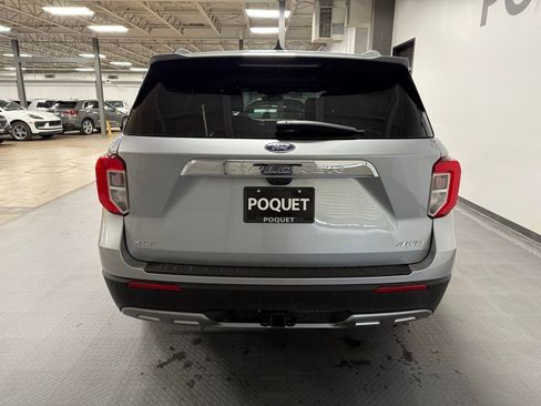 Used 2024 Ford Explorer XLT w/ Equipment Group 202A AWD/4WD image 5
