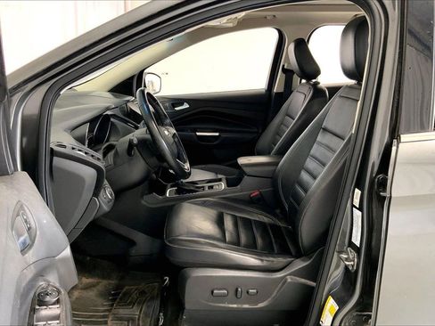 Used 2019 Ford Escape Titanium image 15