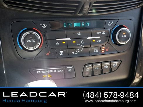 Used 2018 Ford Escape Titanium AWD/4WD image 16