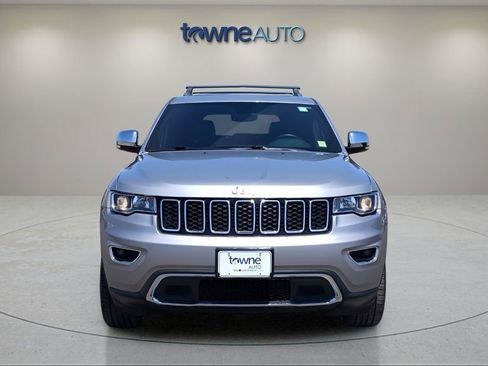 Used 2018 Jeep Grand Cherokee Limited AWD/4WD image 8