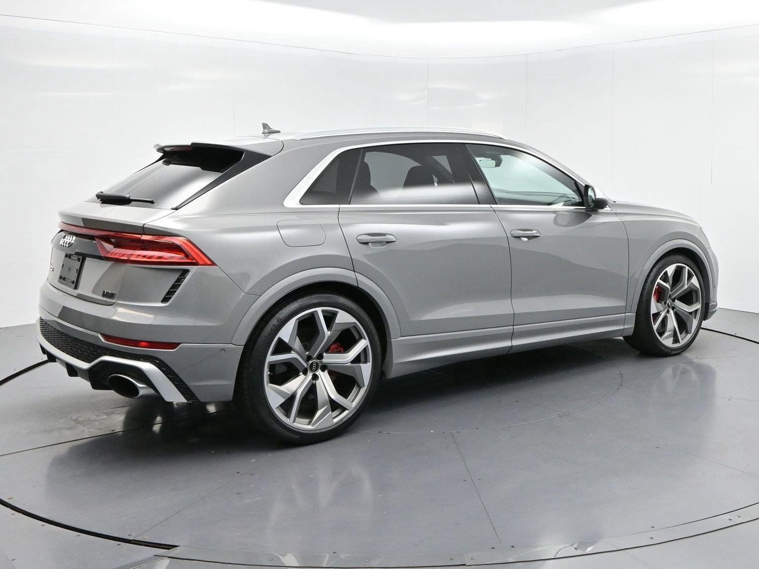 Used 2023 Audi RS Q8 w/ Executive Package AWD/4WD image 7