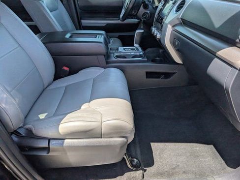 Used 2020 Toyota Tundra SR5 w/ SR5 Leather Package AWD/4WD image 24