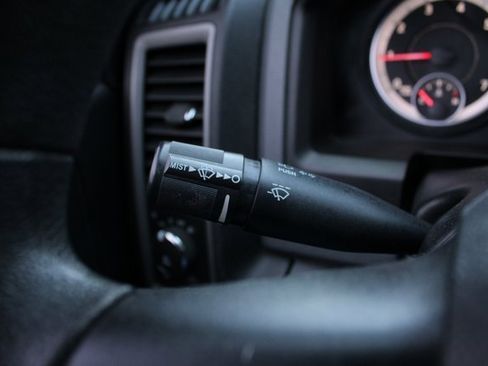 Used 2015 RAM 1500 Express image 10