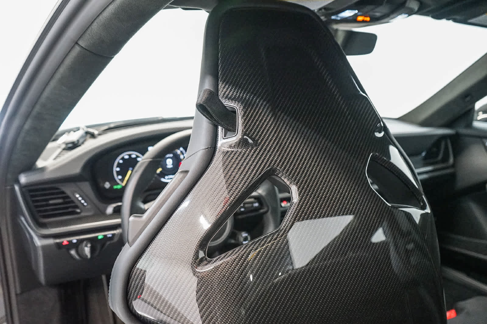 Certified 2025 Porsche 911 GT3 RWD image 24