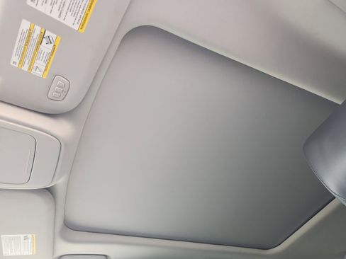 Used 2025 Ford Expedition Active image 22