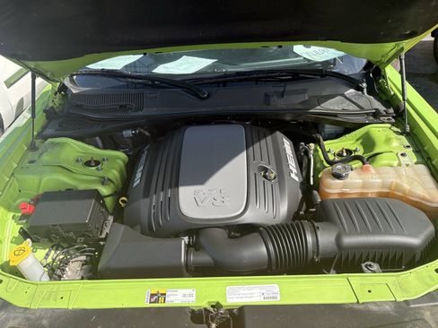 Used 2015 Dodge Challenger R/T Plus RWD image 3