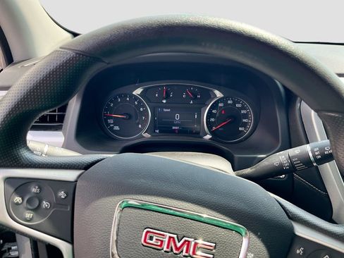 Used 2023 GMC Acadia SLE w/ Driver Convenience Package AWD/4WD image 12