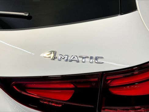 Used 2026 Mercedes-Benz GLA 250 4MATIC image 10