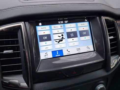 Used 2019 Ford Ranger Lariat w/ Trailer Tow Package image 19