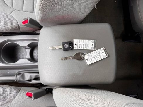 Used 2017 Nissan Frontier S image 13