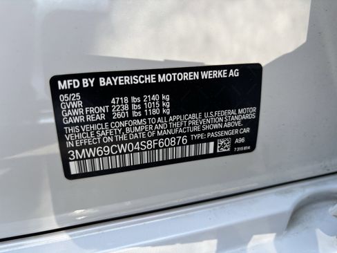 Certified 2025 BMW 330i Sedan image 37