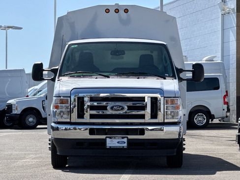 New 2025 Ford E-350 and Econoline 350 Super Duty w/ Power Equipment Group image 8