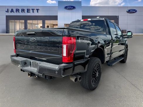 Used 2022 Ford F250 Lariat w/ Black Appearance Package AWD/4WD image 4
