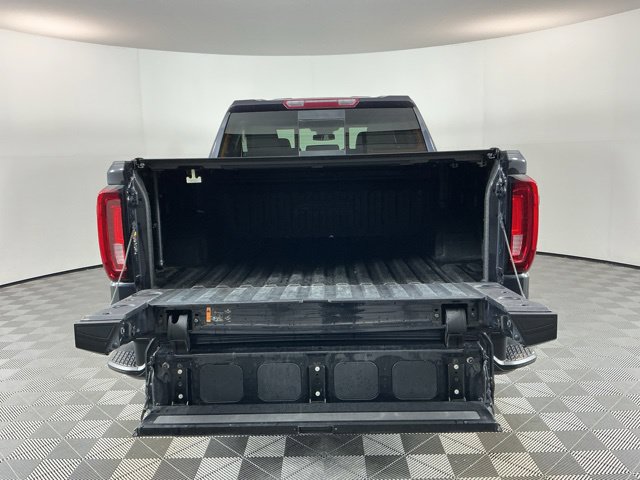 Used 2023 GMC Sierra 1500 AT4 w/ AT4 Premium Package AWD/4WD image 8
