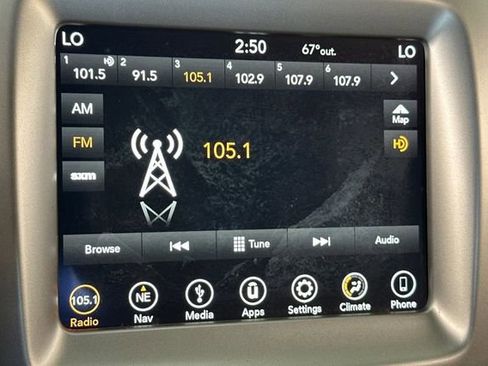 Used 2019 Jeep Compass Latitude w/ Popular Equipment Group FWD image 21