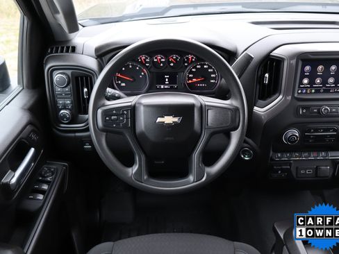 Certified 2024 Chevrolet Silverado 2500 Custom w/ Custom Value Package image 17