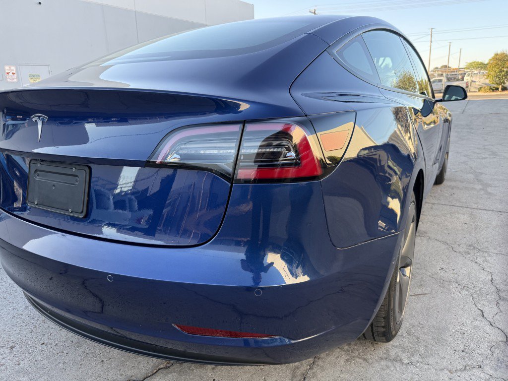 Used 2021 Tesla Model 3 RWD image 8
