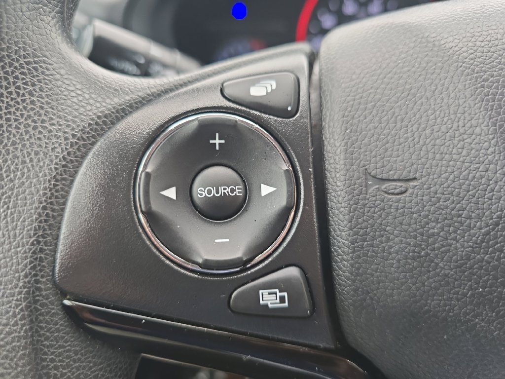 Used 2021 Honda HR-V EX image 26