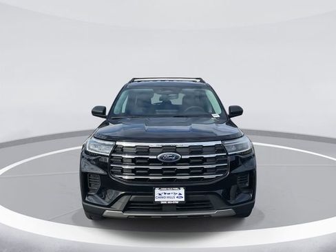 New 2026 Ford Explorer Active image 2
