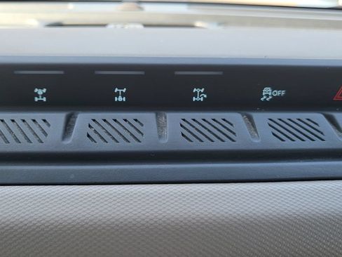 Used 2023 Ford Bronco Wildtrak AWD/4WD image 42